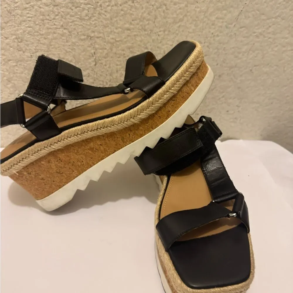 MARC FISHER LTD Gylian Leather Platform Sandals